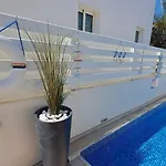Relaxing Avra With Private Pool & Garden Near Protaras Paralimni