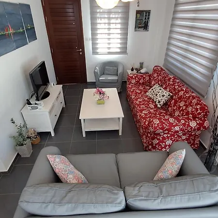 Relaxing Avra With Private Pool & Garden Near Protaras Nyaraló