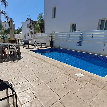 Relaxing Avra With Private Pool & Garden Near Protaras