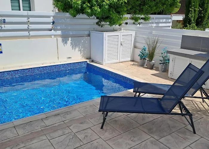 Prázdninový dům Relaxing Avra With Private Pool & Garden Near Protaras *