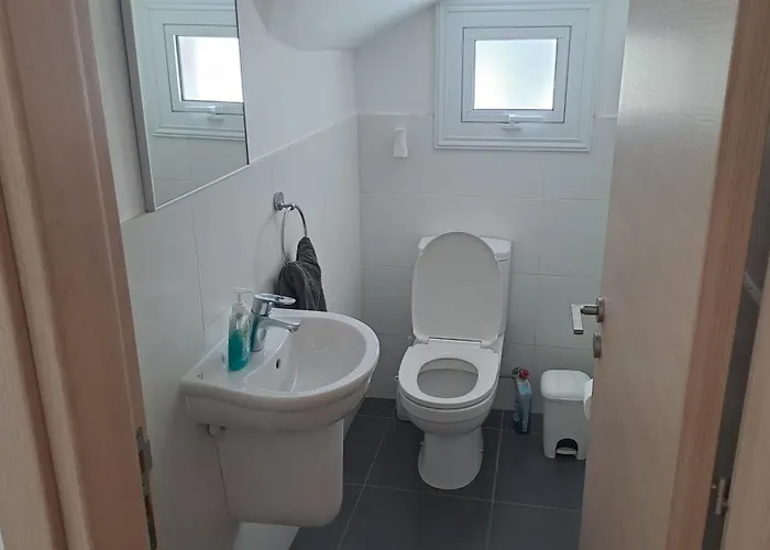 Relaxing Avra With Private Pool & Garden Near Protaras *