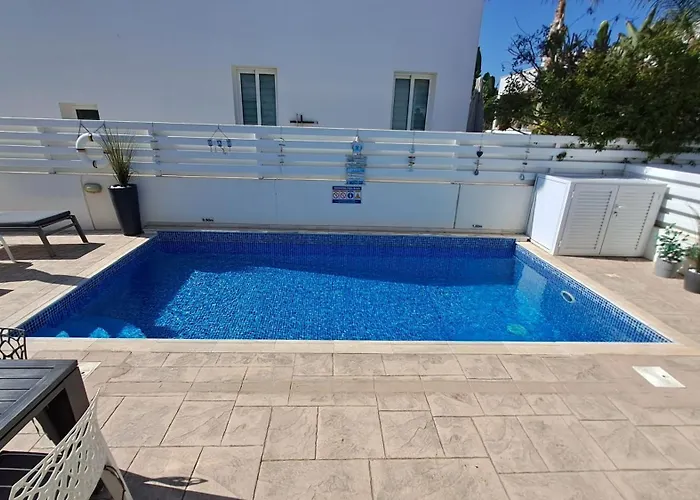 Relaxing Avra With Private Pool & Garden Near Protaras Prázdninový dům